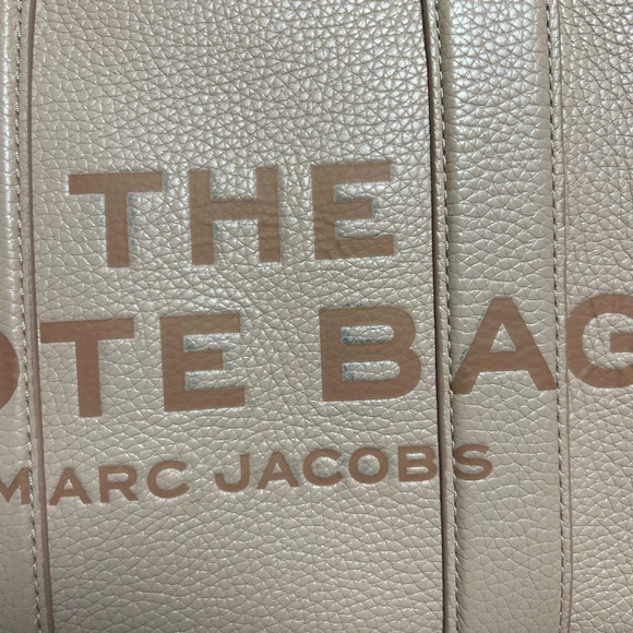 Marc Jacobs Light Pink Tote Bag - Picture 3 of 8